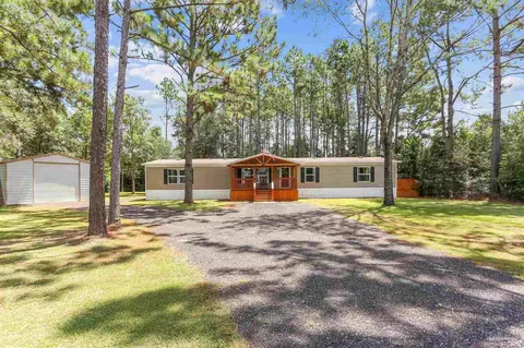5310 Bodega Dr, Milton, FL 32583