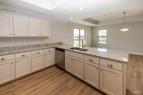 Kitchen - 5152 Emmaline Ln, Milton, FL 32570 photo 3 of 3