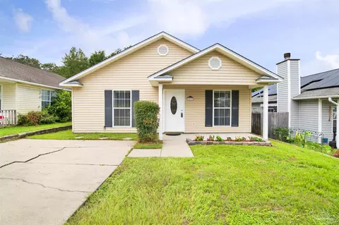7077 Weatherwood Dr, Pensacola, FL 32506