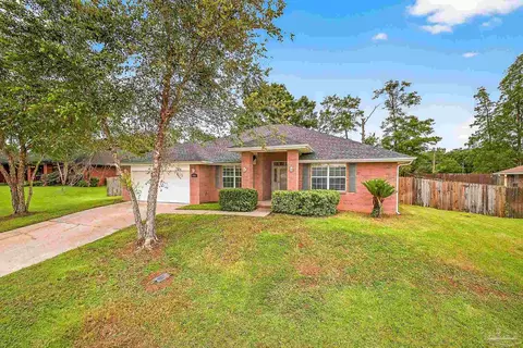 1590 Twin Pines Cir, Cantonment, FL 32533
