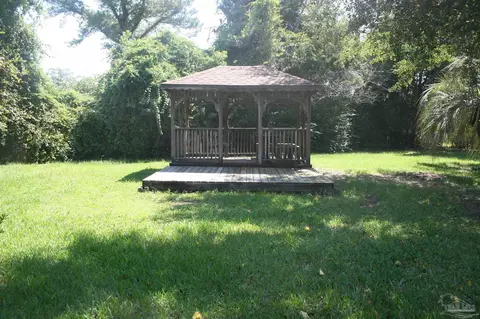 Exterior - 3471 Riverview Dr, Pace, FL 32571 photo 4 of 7