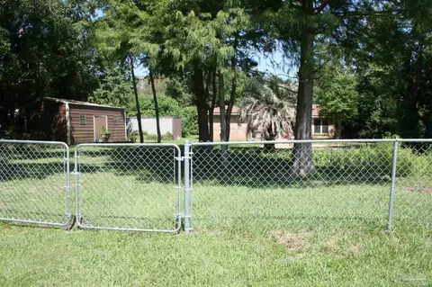 Exterior - 3471 Riverview Dr, Pace, FL 32571 photo 6 of 7