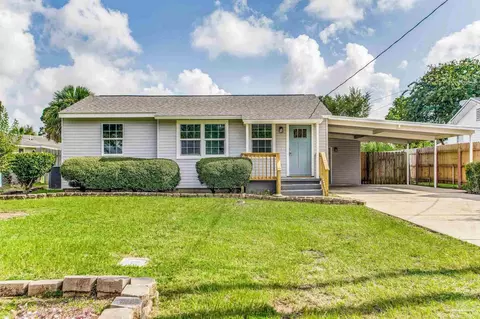 120 Milton Rd, Pensacola, FL 32507