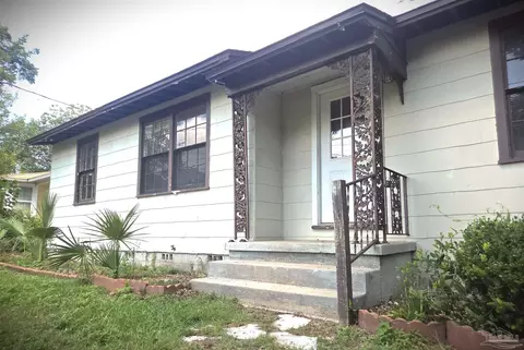 306 Frisco Rd, Pensacola, FL 32507