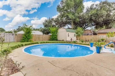 Exterior - 4668 Evelyn St, Pace, FL 32571 photo 6 of 15
