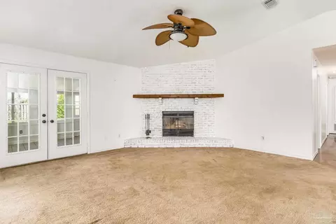 Living - 4668 Evelyn St, Pace, FL 32571 photo 7 of 7