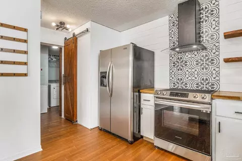 Kitchen - 4668 Evelyn St, Pace, FL 32571 photo 1 of 3