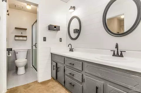 Bath - 4668 Evelyn St, Pace, FL 32571 photo 1 of 5