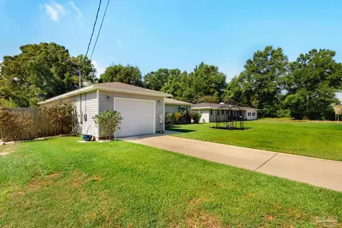 Exterior - 4277 Dana St, Pace, FL 32571 photo 4 of 17