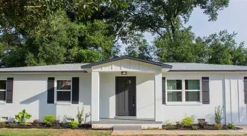 105 Monarch Ln, Pensacola, FL 32503