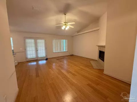 Living - 4078 Jacaranda Trc, Milton, FL 32583 photo 1 of 3