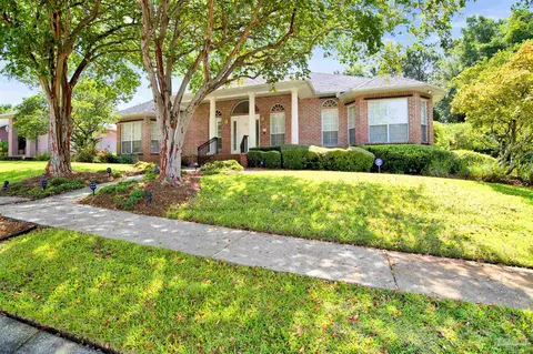 6020 Otter Point Rd, Pensacola, FL 32504