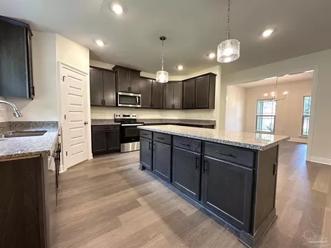 Kitchen - 5225 Barnett Rd, Pace, FL 32571 photo 2 of 2