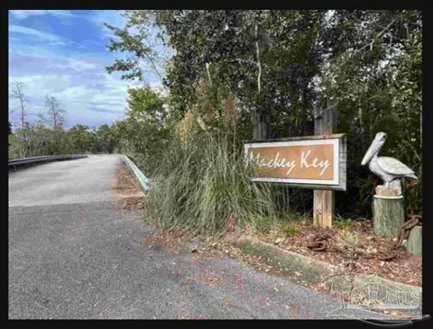2010 Mackey Key Dr, Pensacola, FL 32514