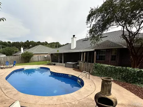 Exterior - 4983 Spencer Oaks Blvd, Pace, FL 32571 photo 3 of 6