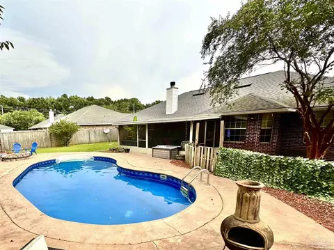 Exterior - 4983 Spencer Oaks Blvd, Pace, FL 32571 photo 4 of 6