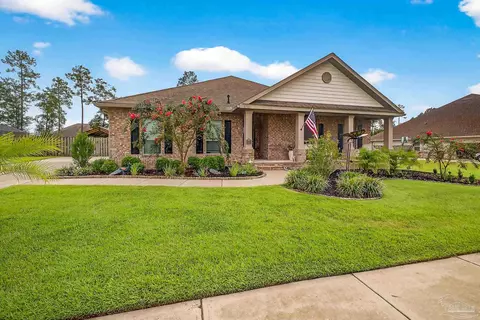Exterior - 2731 Elkhorn Dr, Pace, FL 32571 photo 5 of 10