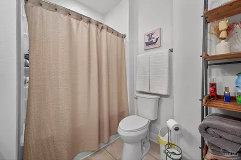 Bath - 2731 Elkhorn Dr, Pace, FL 32571 photo 1 of 5