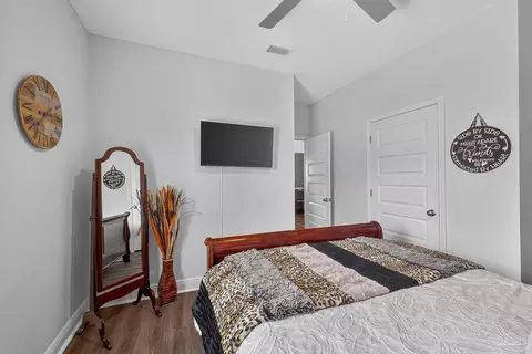 Bedroom - 2731 Elkhorn Dr, Pace, FL 32571 photo 9 of 12