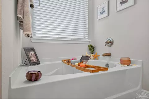 Bath - 2731 Elkhorn Dr, Pace, FL 32571 photo 5 of 5
