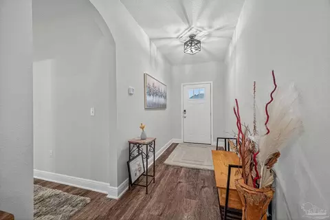 Entry Way - 2731 Elkhorn Dr, Pace, FL 32571 photo 2 of 18