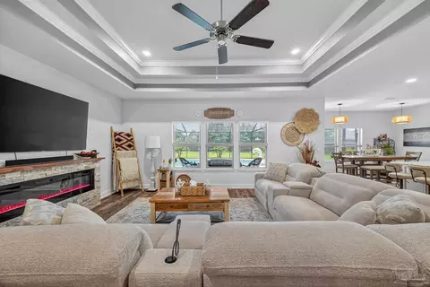 Living - 2731 Elkhorn Dr, Pace, FL 32571 photo 2 of 4