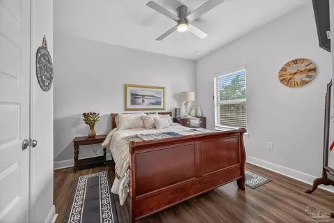 Bedroom - 2731 Elkhorn Dr, Pace, FL 32571 photo 7 of 12