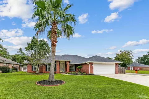 5650 Sweetbirch Ln, Milton, FL 32583
