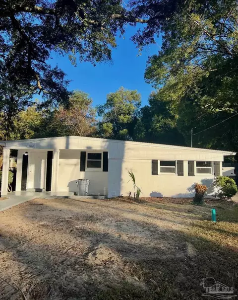 104 Georgia Dr, Pensacola, FL 32505