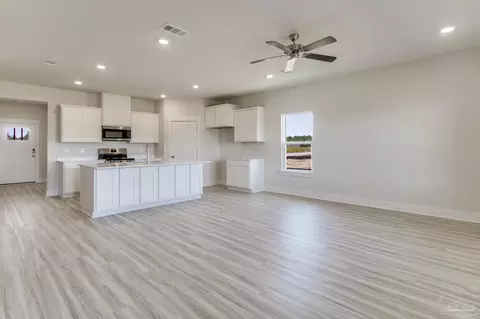 3059 Silver Maple Dr, Cantonment, FL 32533 photo 7