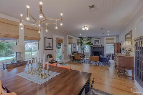 1706 E Lee St, Pensacola, FL 32503