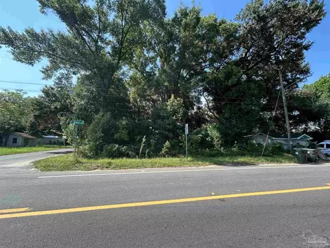 3905 W Avery St, Pensacola, FL 32505