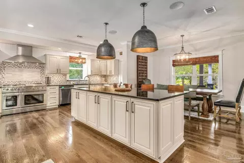 Kitchen - 9050 Salter Rd, Pace, FL 32571 photo 3 of 4