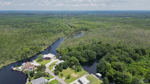 1300 1380 La Paz St, Pensacola, FL 32506