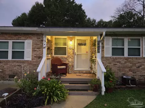 6785 Malvern St, Pensacola, FL 32506