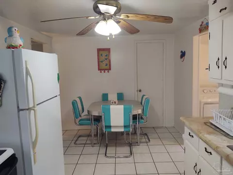 Dining - 7180 E Gate Rd, Milton, FL 32570 photo 1 of 1