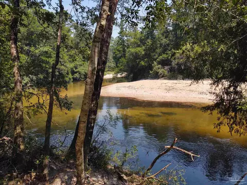 7180 E Gate Rd, Milton, FL 32570