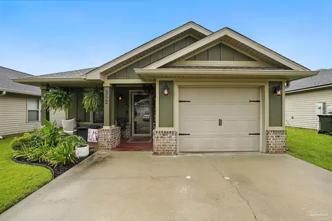 392 Evening Falls Dr, Pensacola, FL 32534