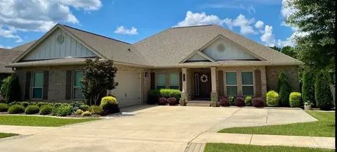 5875 Huntington Creek Blvd, Pensacola, FL 32526