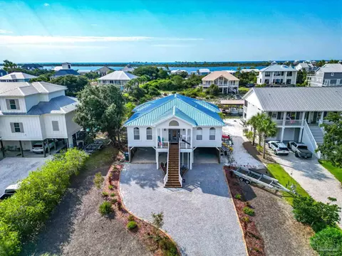 32580 Sandpiper Dr, Orange Beach, AL 36561