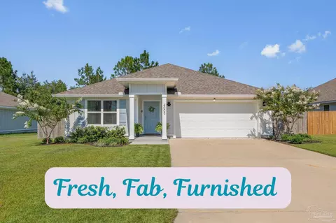 4005 Whitetail Ln, Pensacola, FL 32526