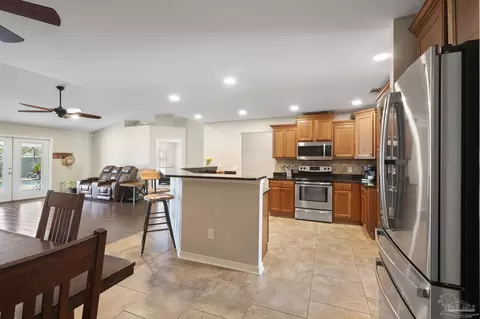 Kitchen - 5778 Dunridge Dr, Pace, FL 32571 photo 5 of 6