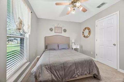 Bedroom - 3668 Berrypatch Ln, Pace, FL 32571 photo 9 of 10