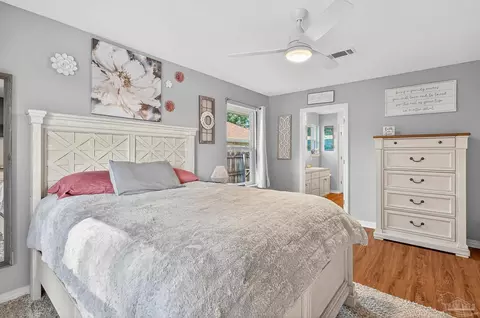 Bedroom - 3668 Berrypatch Ln, Pace, FL 32571 photo 1 of 10