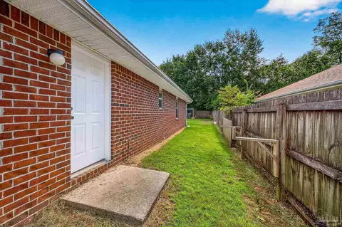 Exterior - 3668 Berrypatch Ln, Pace, FL 32571 photo 5 of 12
