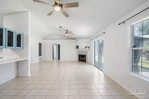 Living - 332 Twisted Oak Dr, Cantonment, FL 32533 photo 1 of 1