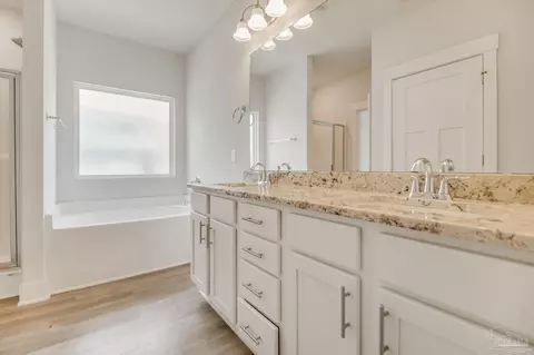 Bath - 4479 Jude Way, Pace, FL 32571 photo 2 of 4