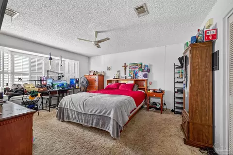 Bedroom - 4608 B Lowery Rd, Milton, FL 32583 photo 5 of 12