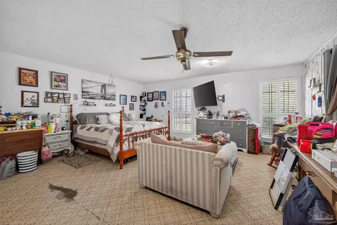 Bedroom - 4608 B Lowery Rd, Milton, FL 32583 photo 2 of 12