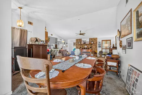 Dining - 4608 B Lowery Rd, Milton, FL 32583 photo 3 of 4